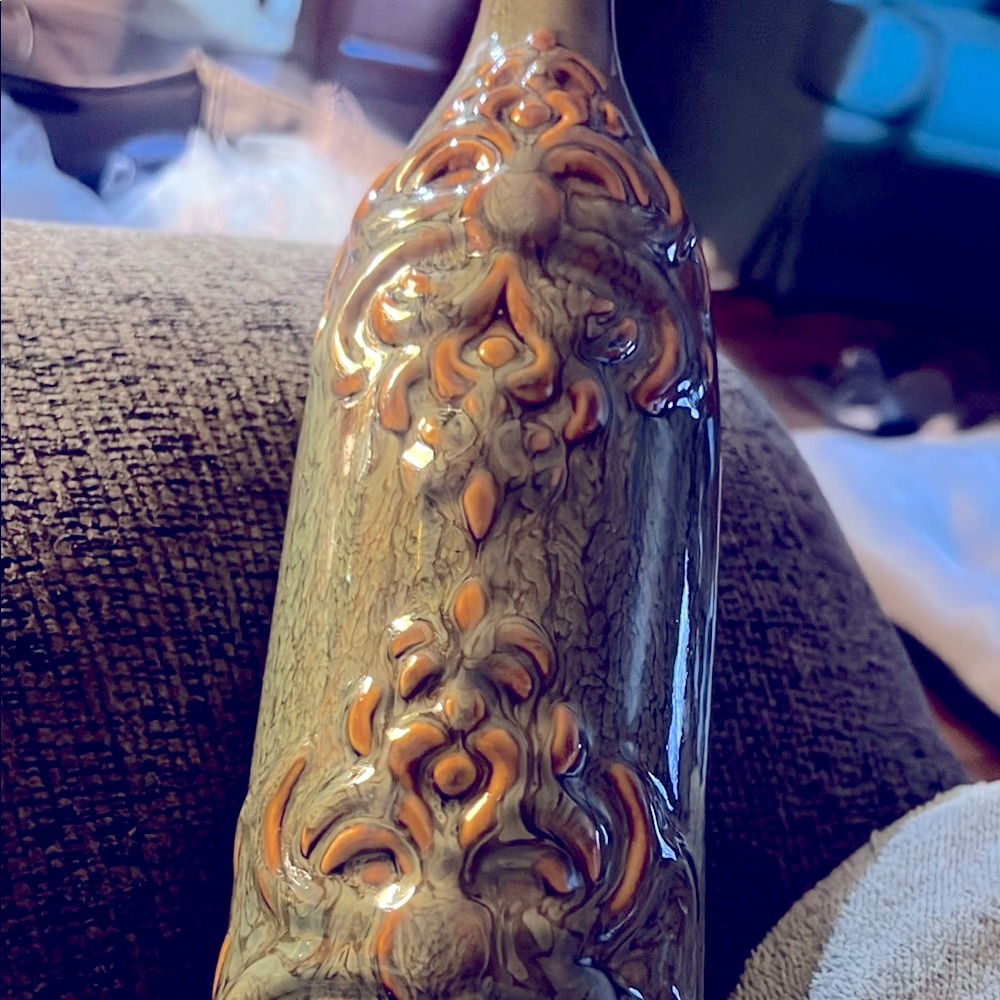 Decorative Green Ceramic Vase - Picture 4 of 6